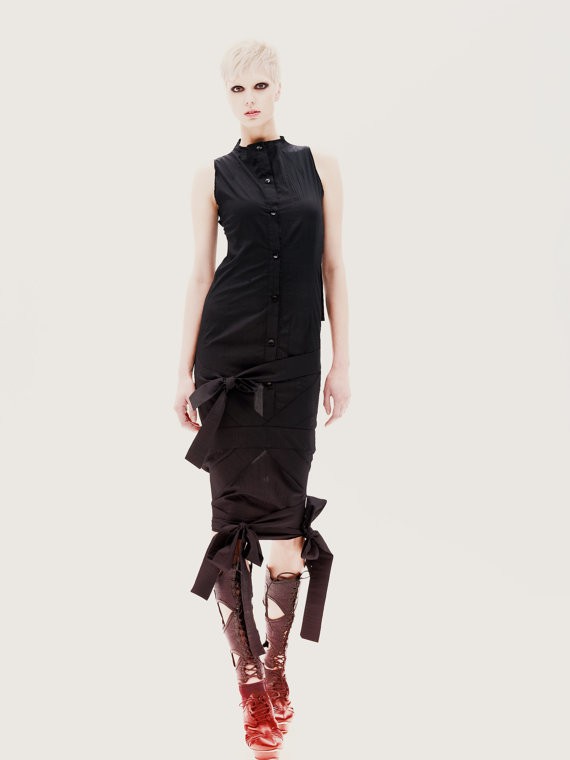 mariaqueenmaria - black tunic with multiple ribbons